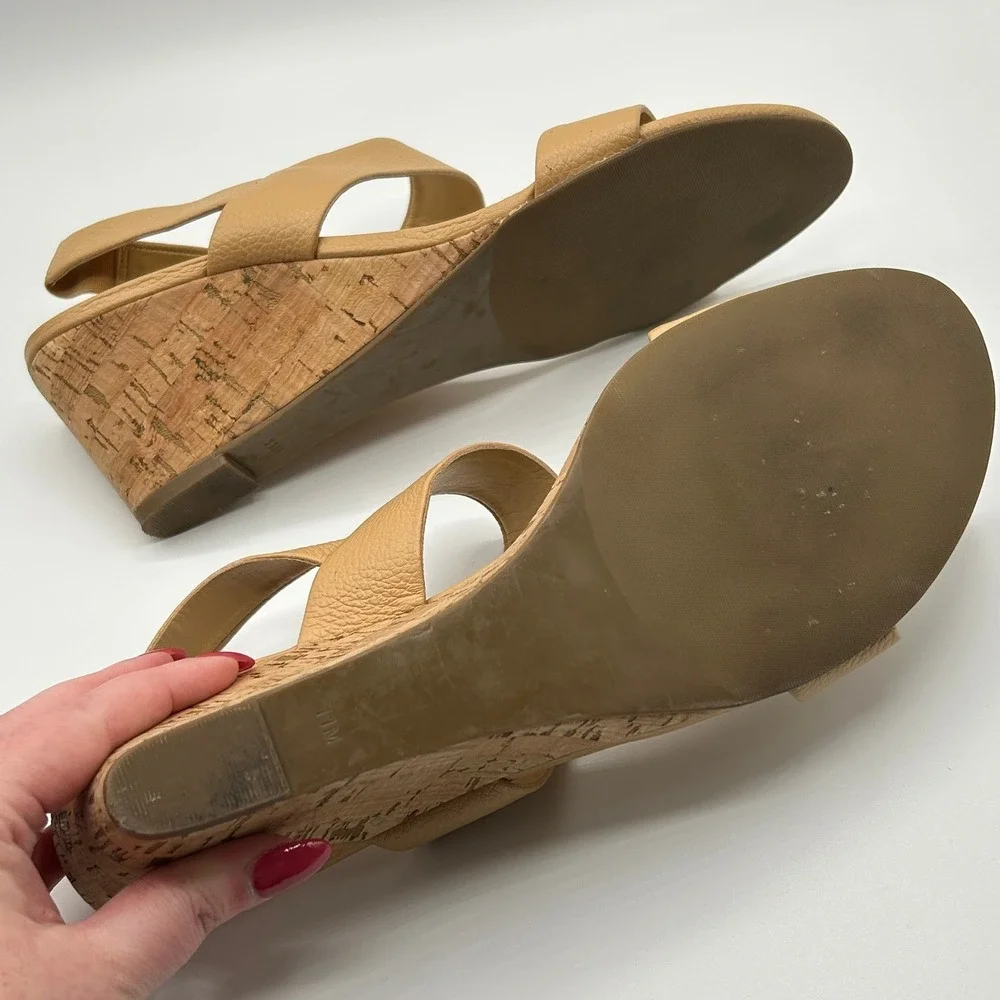 Talbots Tan Pebbled Leather Cork Wedge Slingback Sandals 11M Brazil Quiet Luxury